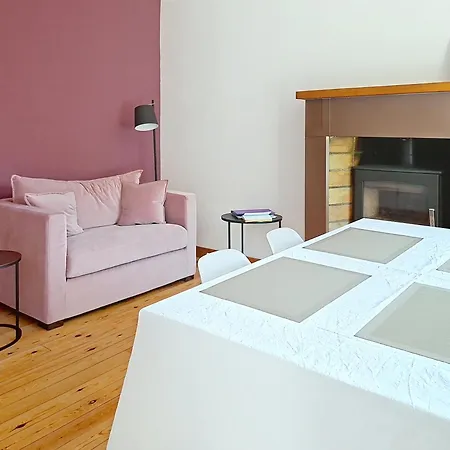 Petite Maison De Pecheur Dans Un Site Paradisiaque Ploulech